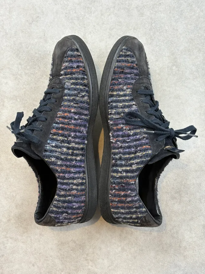 Chanel Navy Tweed Logo Low-Top Sneakers - Image 4