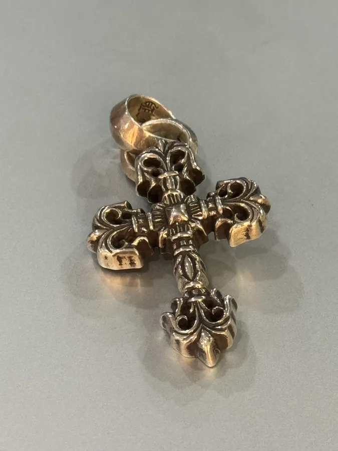 Chrome Hearts Filigree Cross Silver Pendant - Image 3