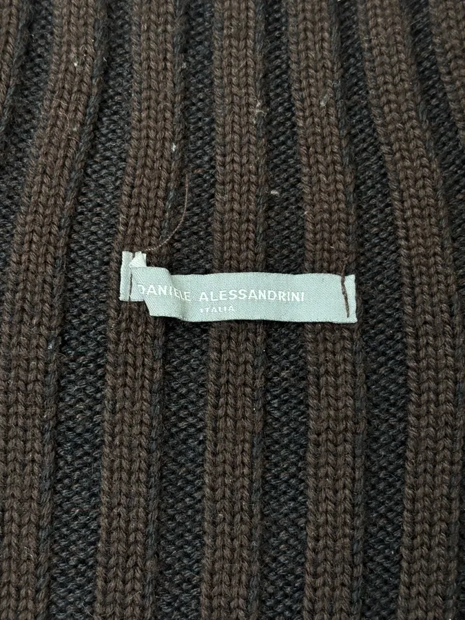Daniele Alessandrini Brown Minimalist Zip-Up Sweater - Image 9