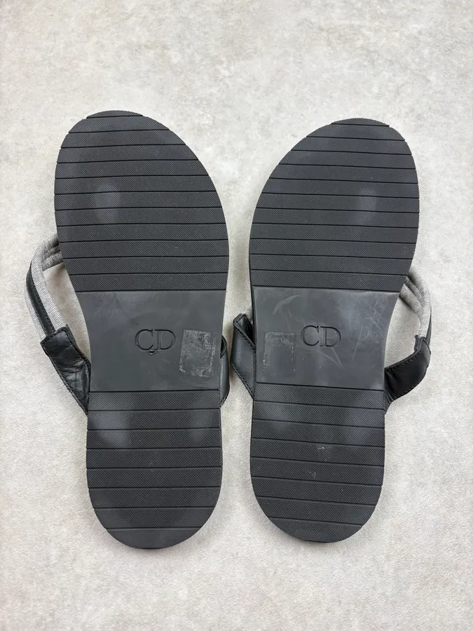 Dior Black Leather Flip Flops Sandals - Image 6