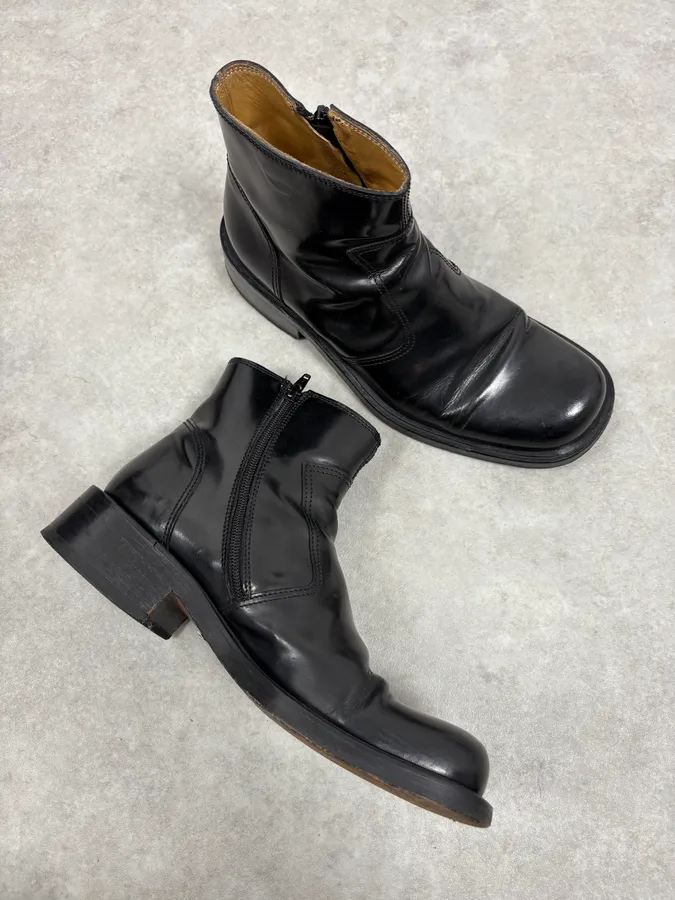 Dolce & Gabbana Black Minimalist Leather Boots - Image 6