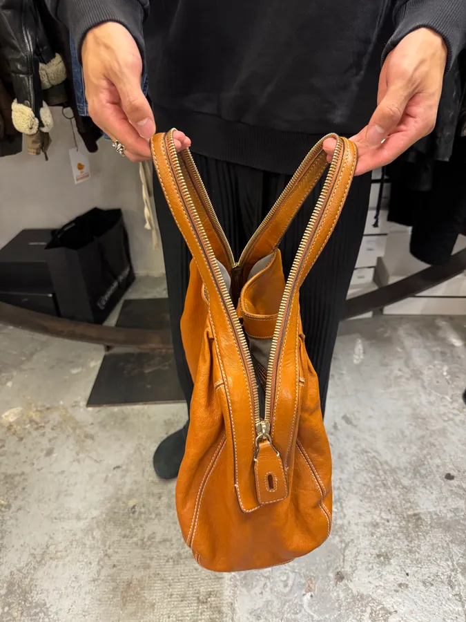 Dolce & Gabbana Brown Leather Hobo Handle Zip Bag - Image 2
