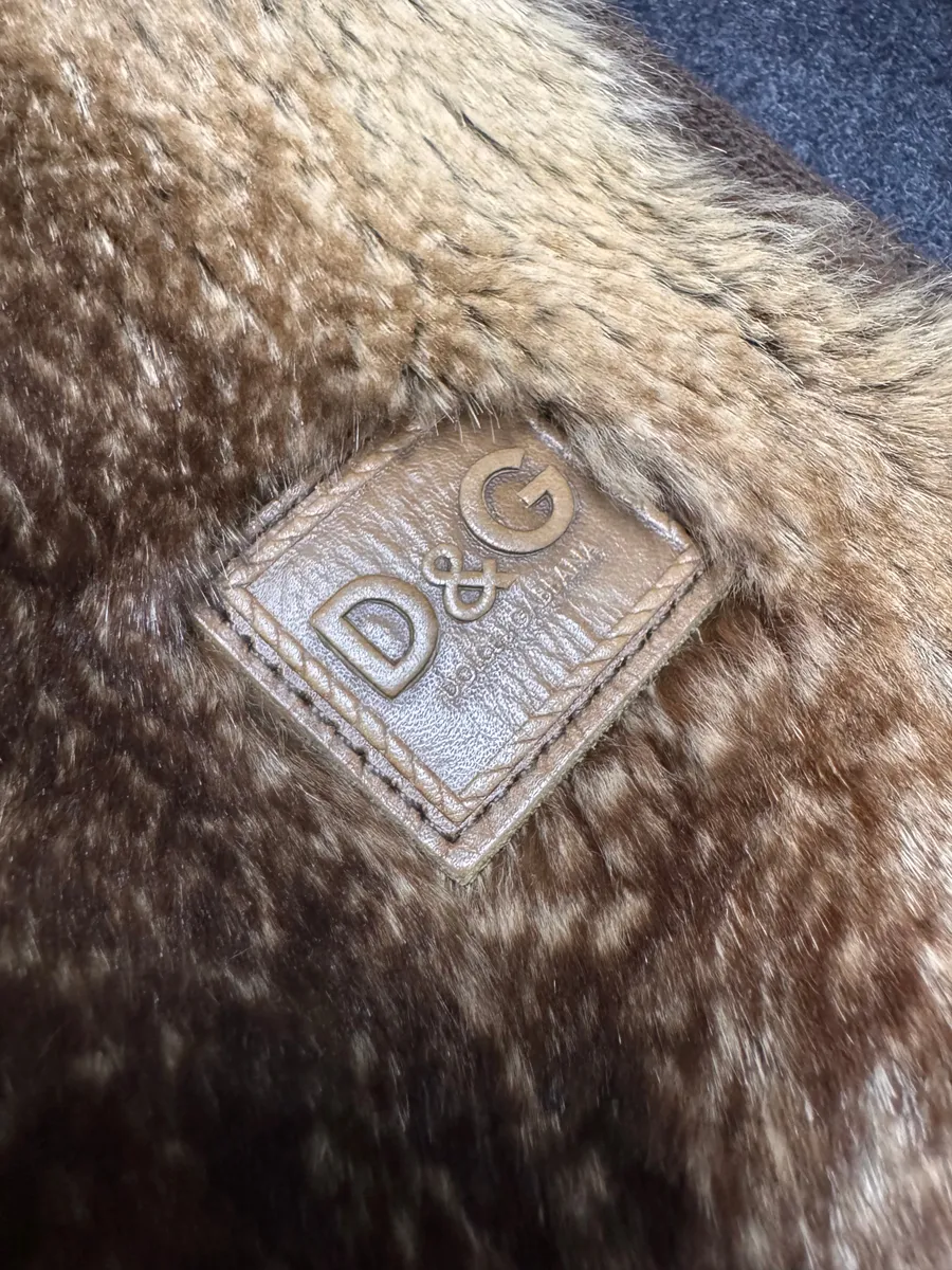 Dolce & Gabbana Faux-Fur Brown Scarf - Image 3
