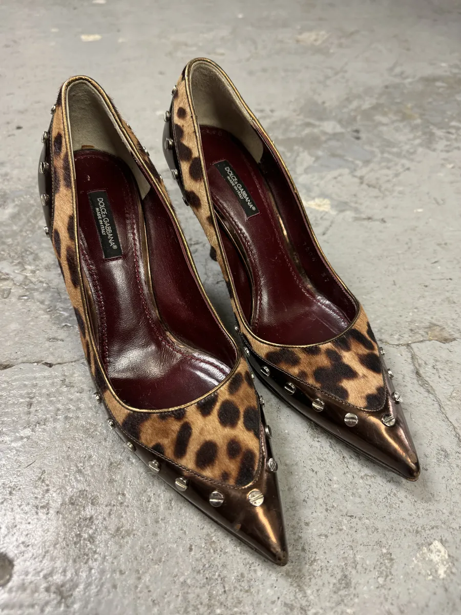 Dolce & Gabbana Leopard Pony Hair Embellished Pumps - Image 7