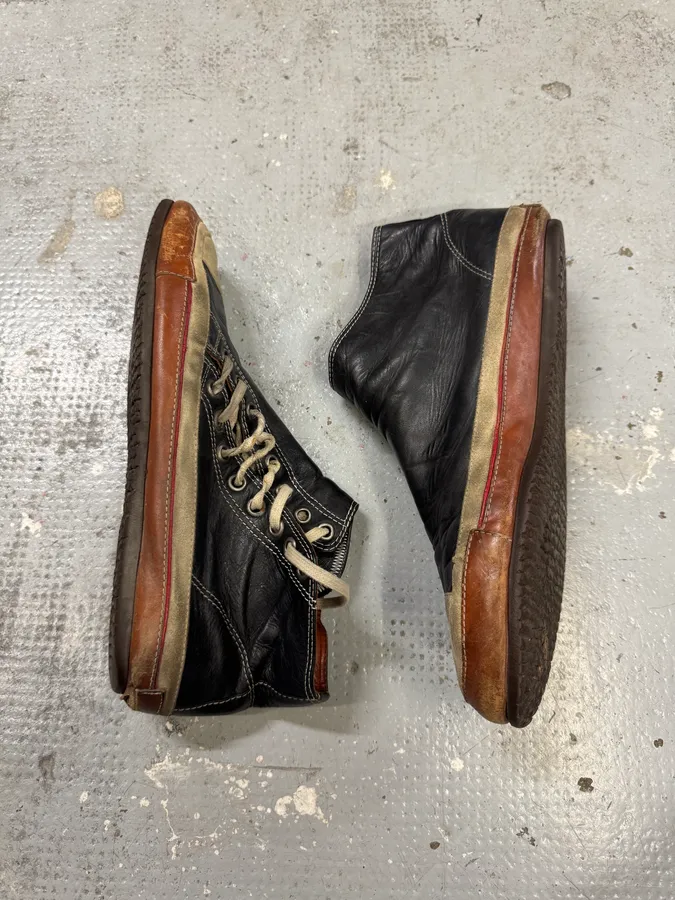 Dries Van Noten Asymmetrical Laced Leather Shoes - Image 2