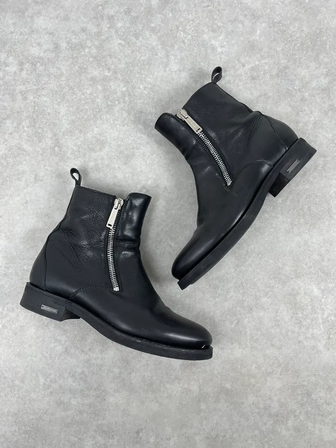 Dsquared2 Black High Leather Zip Boots - Image 4