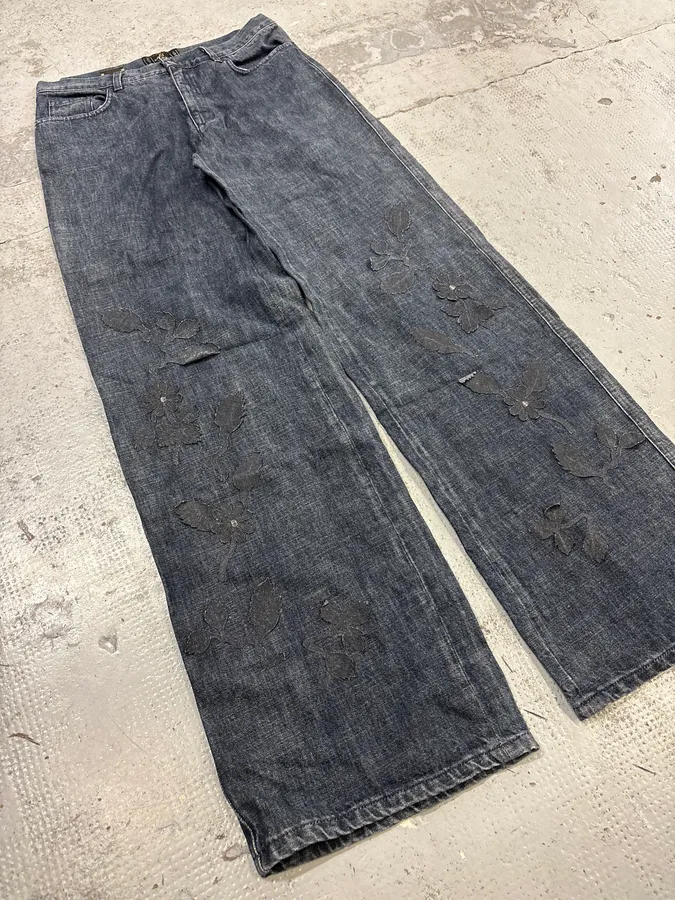 Fendi Navy Denim Distressed Floral Jeans - Image 7