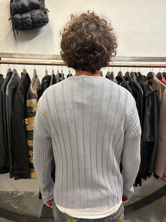 FW1995 Dolce & Gabbana Grey Wool V-Neck Sweater (M) - Image 3