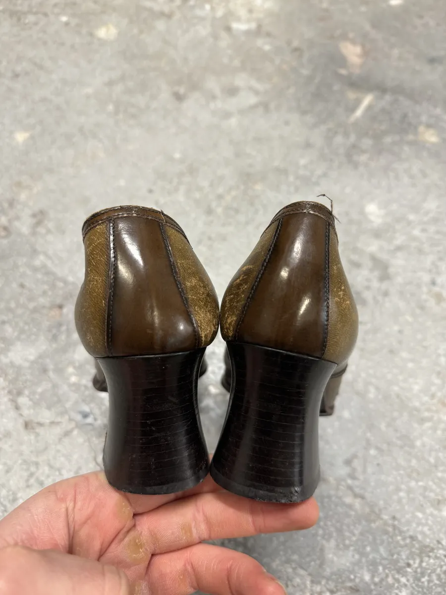 FW1999 Prada Brown Mary Janes Leafes Heels - Image 3