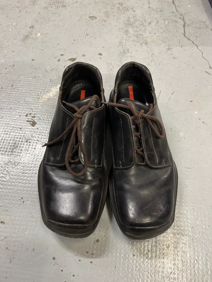 FW1999 Prada Dark Brown Vibram Leather Low Boots - Image 5