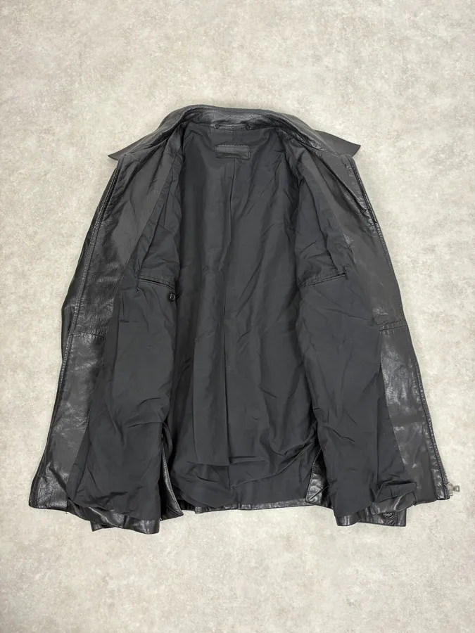 FW2000 Prada Black Minimalist Leather Jacket - Image 7