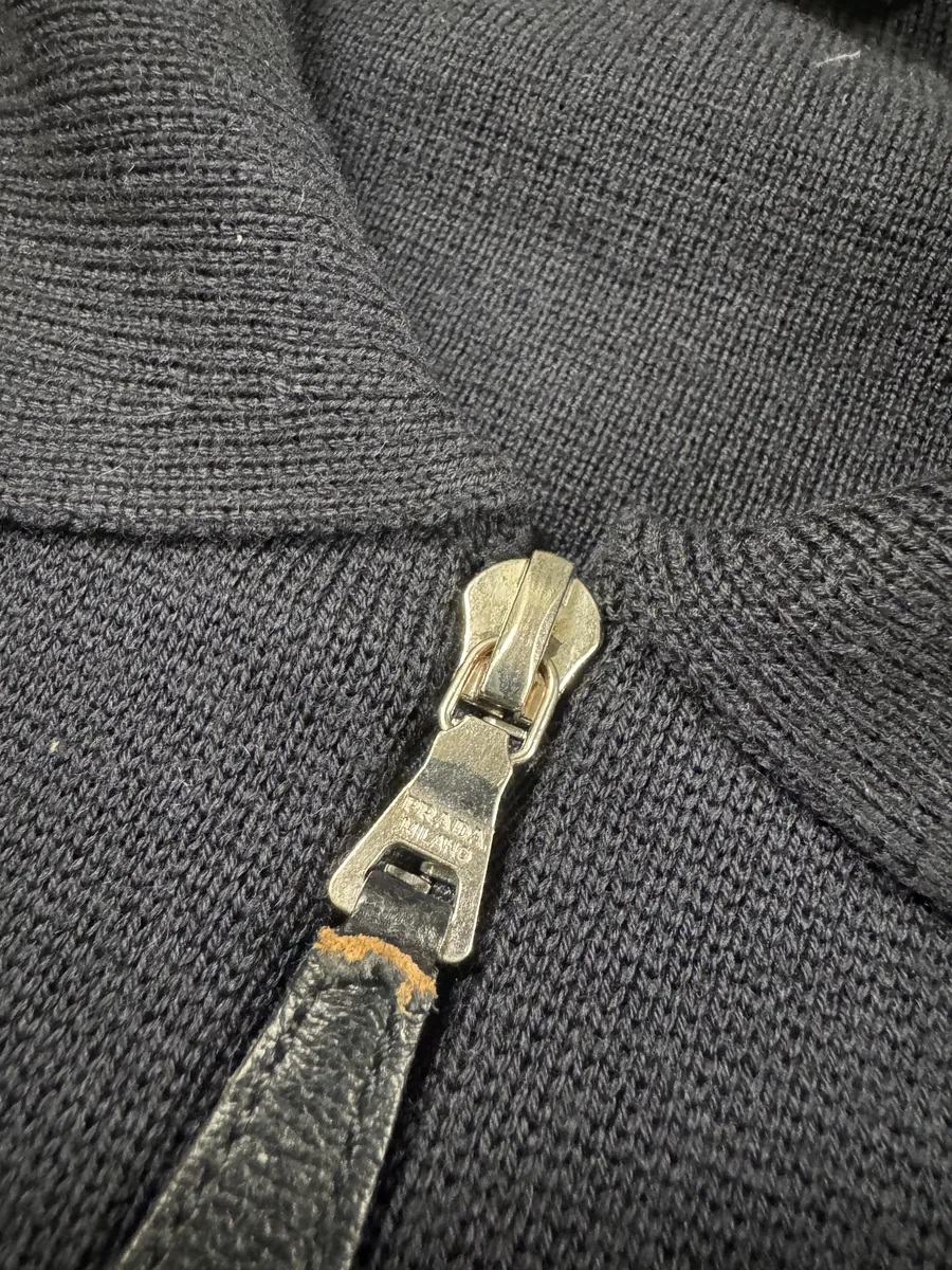 FW2000 Prada Navy Zip-up Sweater - Image 9