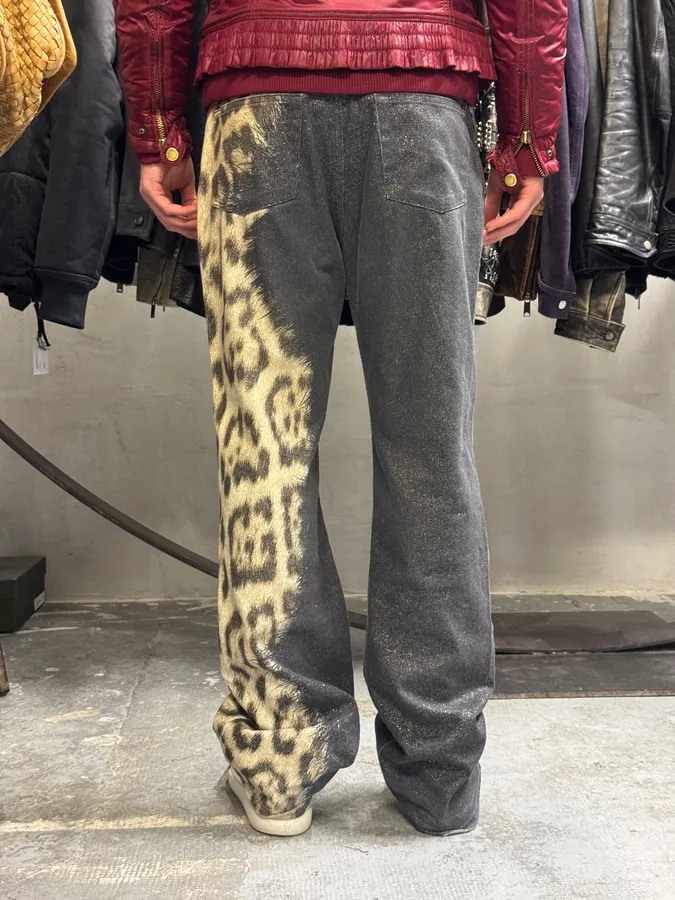 FW2001 Roberto Cavalli Leopard Black Gradient Pants - Image 5