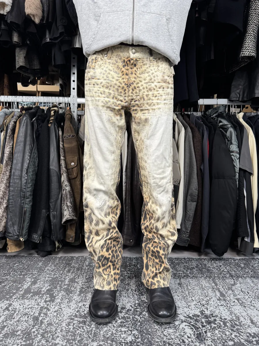 FW2001 Roberto Cavalli Leopard White Pants - Image 2