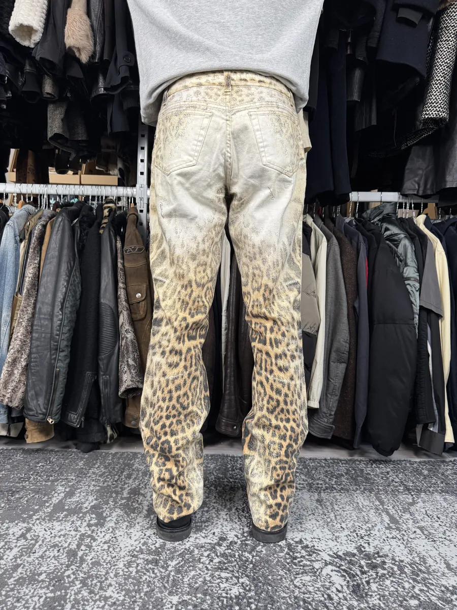 FW2001 Roberto Cavalli Leopard White Pants - Image 4