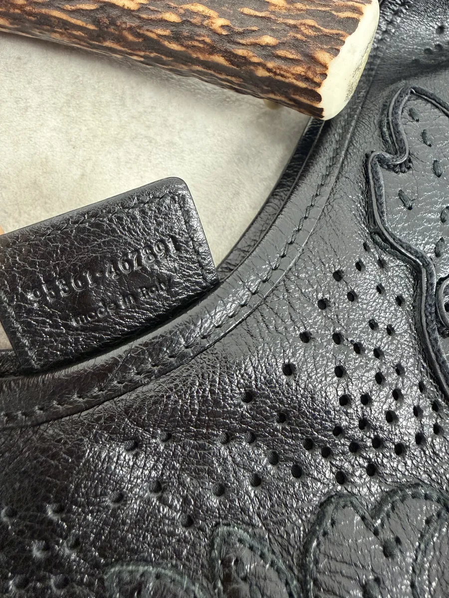 FW2002 Yves Saint Laurent Mombasa Embossed Flowers Black Leather Horn Handle Bag - Image 8