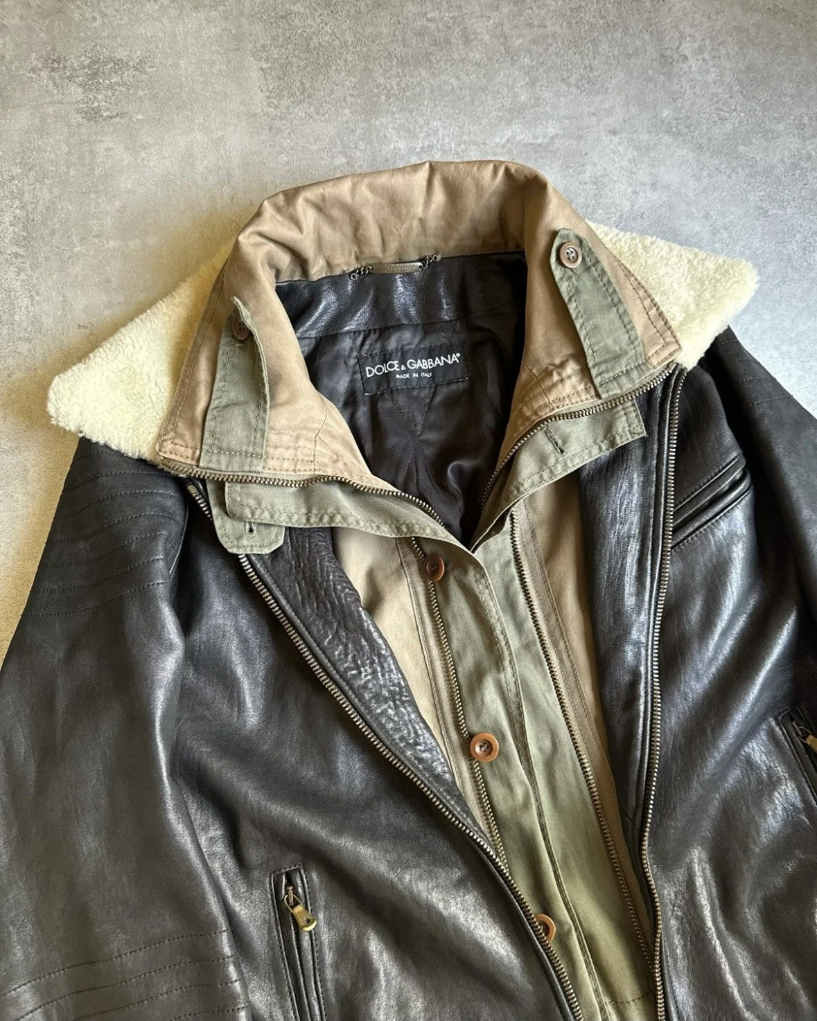 FW2005 Dolce & Gabbana Heavy Shearling Army Combat Jacket - Image 10