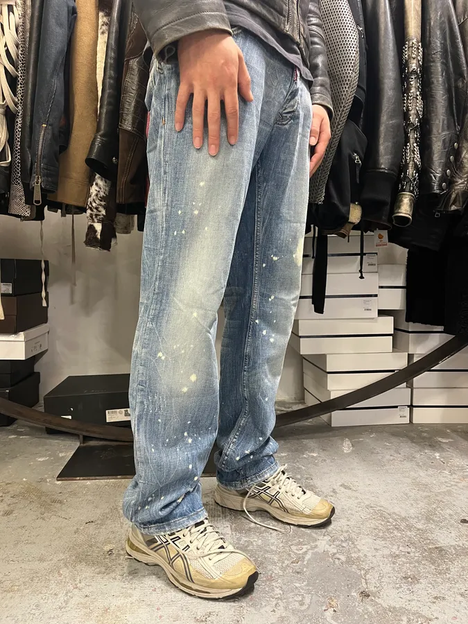FW2005 DSquared2 Blue Faded Ripped Denim Jeans - Image 3