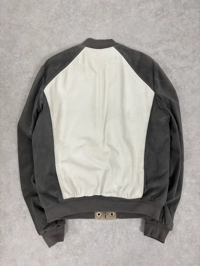 FW2005 Gucci White & Grey Suede Leather Bomber Jacket - Image 6