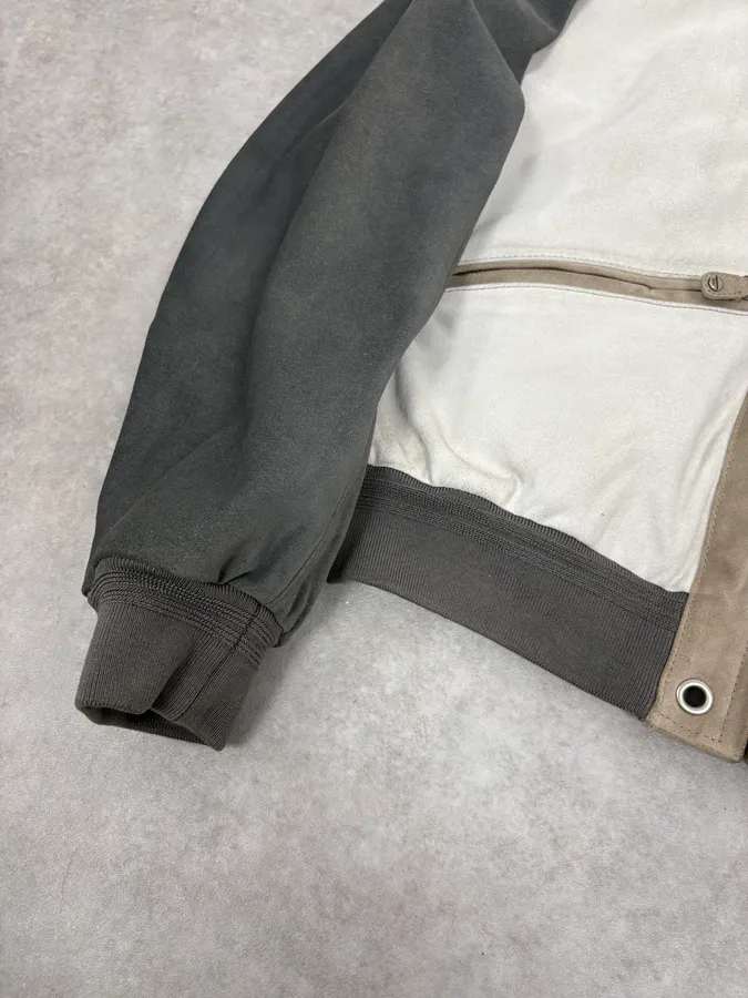FW2005 Gucci White & Grey Suede Leather Bomber Jacket - Image 8