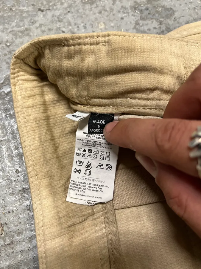 FW2006 Dolce & Gabbana Beige Multi Pockets Cargo Short - Image 13