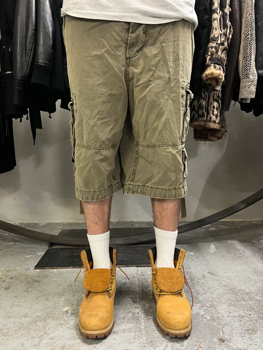 FW2006 Dolce & Gabbana Olive Multi Pockets Cargo Shorts - Image 3