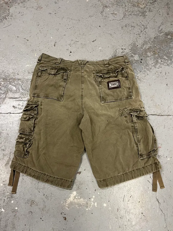 FW2006 Dolce & Gabbana Olive Multi Pockets Cargo Shorts - Image 8