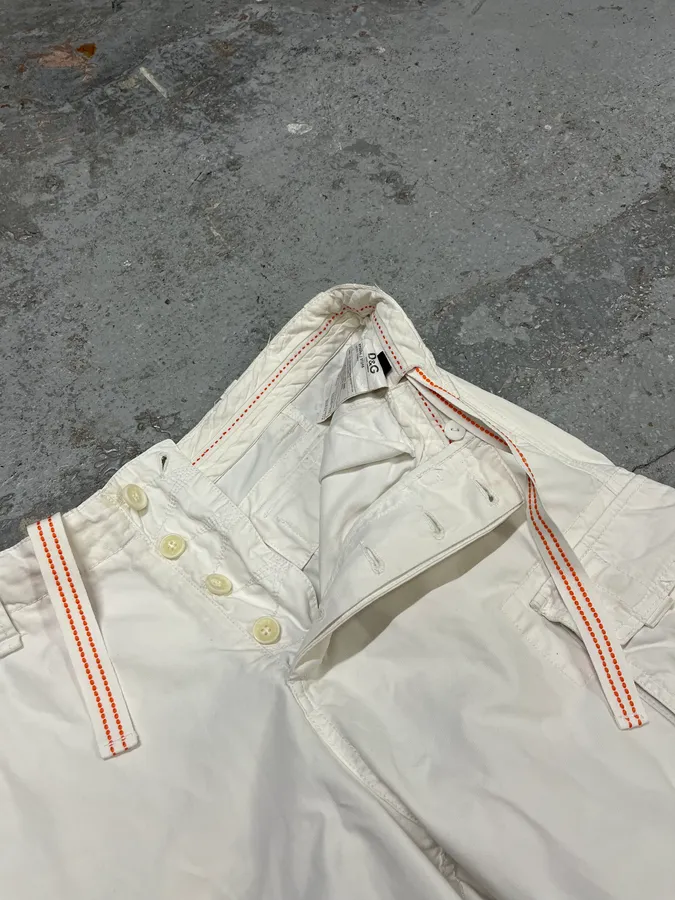FW2006 Dolce & Gabbana White Multi Pockets Cargo Shorts - Image 10