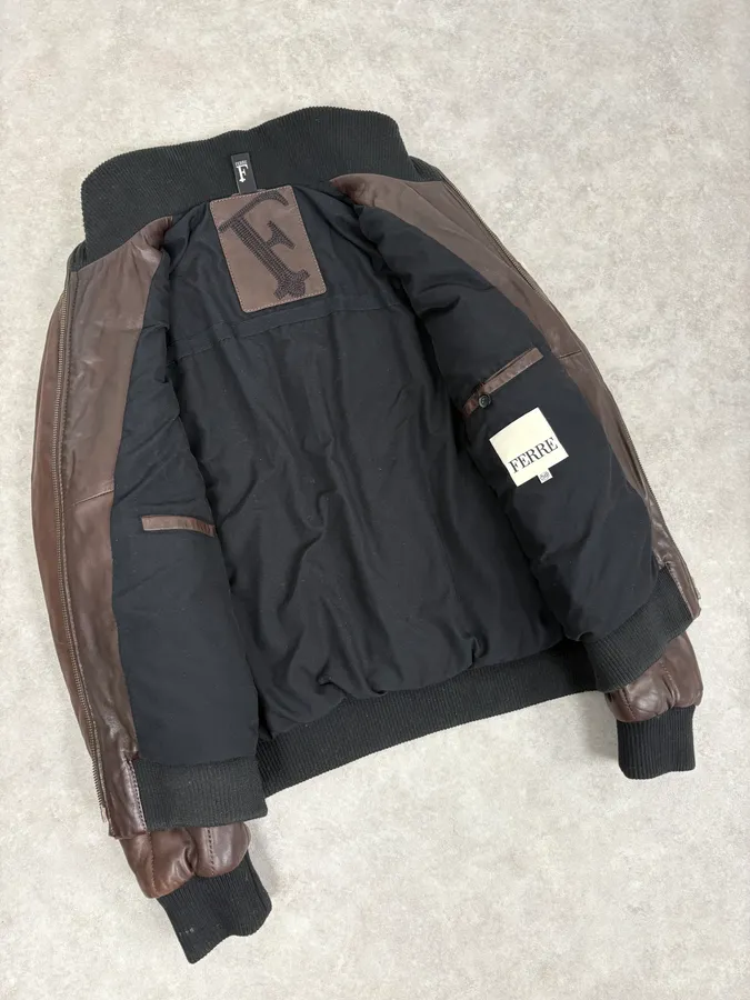 FW2008 Gianfranco Ferré Brown Quilted Bomber Leather Jacket - Image 7