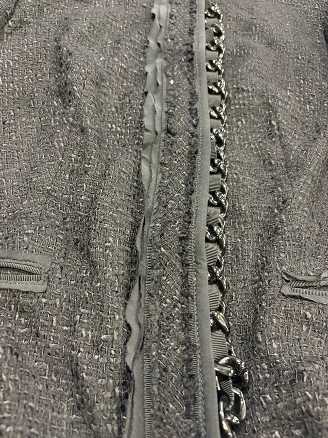 FW2008 Prada Black Bouclé Chain-Front Blazer Jacket - Image 8
