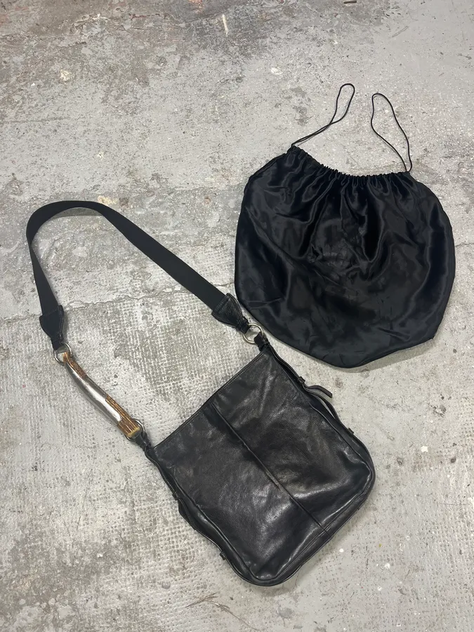 FW2008 Yves Saint Laurent Mombasa Organic Horn Handle Black Leather Shoulder Bag - Image 11