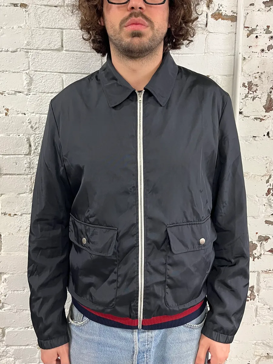 FW2011 Gucci Navy Nylon Web Stripe Bomber Jacket - Image 2