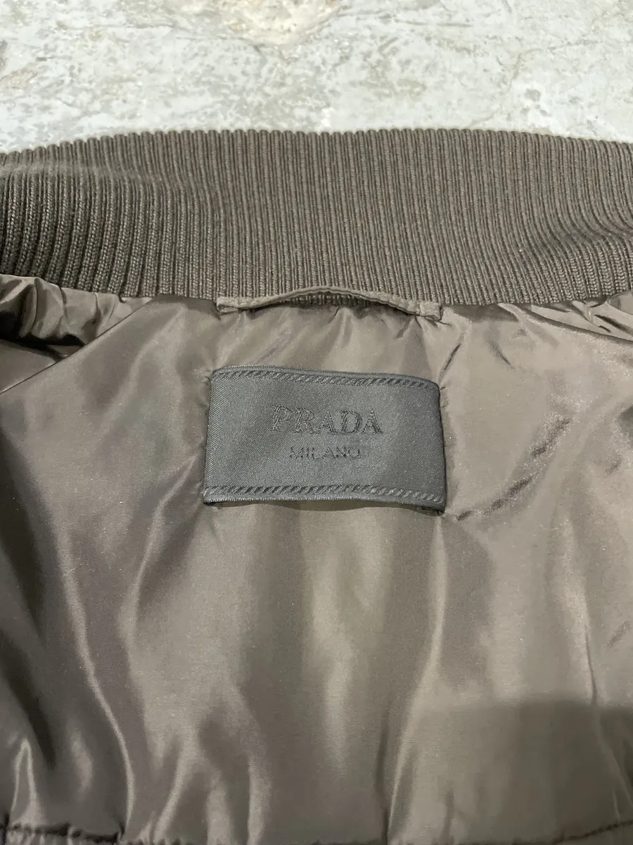 FW2011 Prada Brown Buttoned Tactical Nylon Bomber Jacket - Image 3