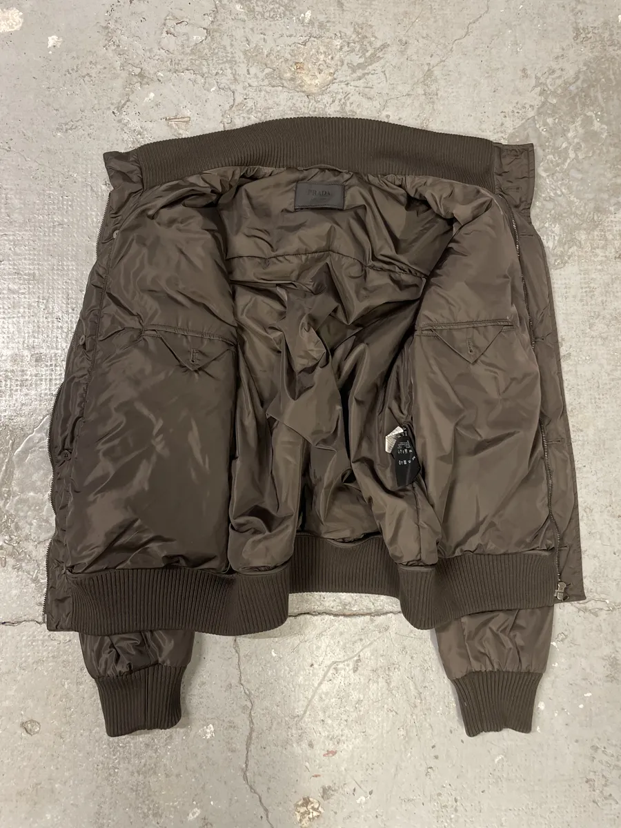 FW2011 Prada Brown Buttoned Tactical Nylon Bomber Jacket - Image 4