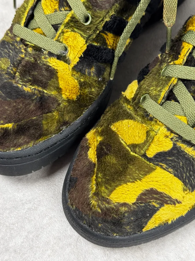 FW2013 Adidas x Jeremy Scott Khaki Plush Camo Bear Sneakers - Image 9