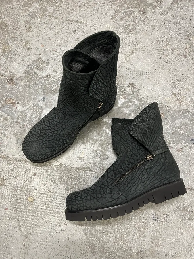 FW2016 Emporio Armani Olive Crocodile Effect Leather Boots - Image 6