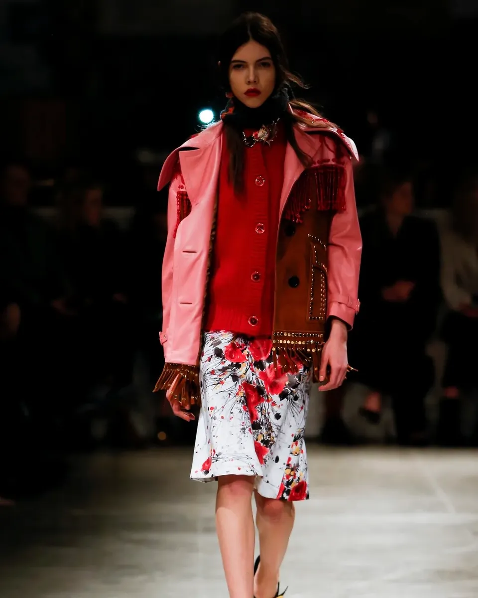 FW2017 Prada Flowers White Silk Glamour Dress - Image 2