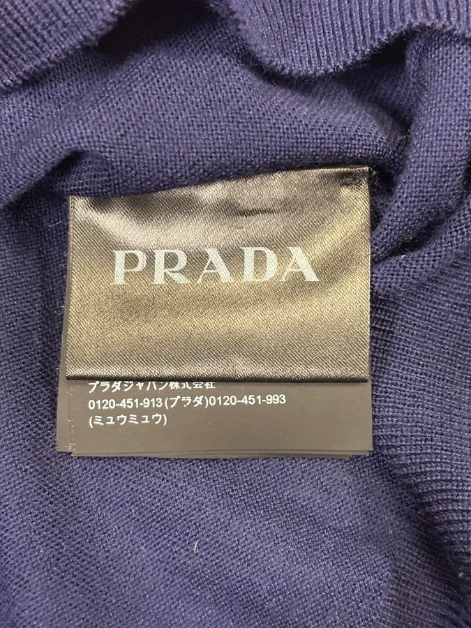 FW2018 Prada Navy Argyle Wool Sweater - Image 9