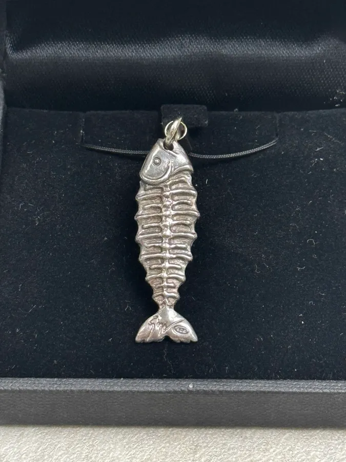 Giuseppe Zanotti Silver Metal Fish Skeleton Pendant Charm - Image 7