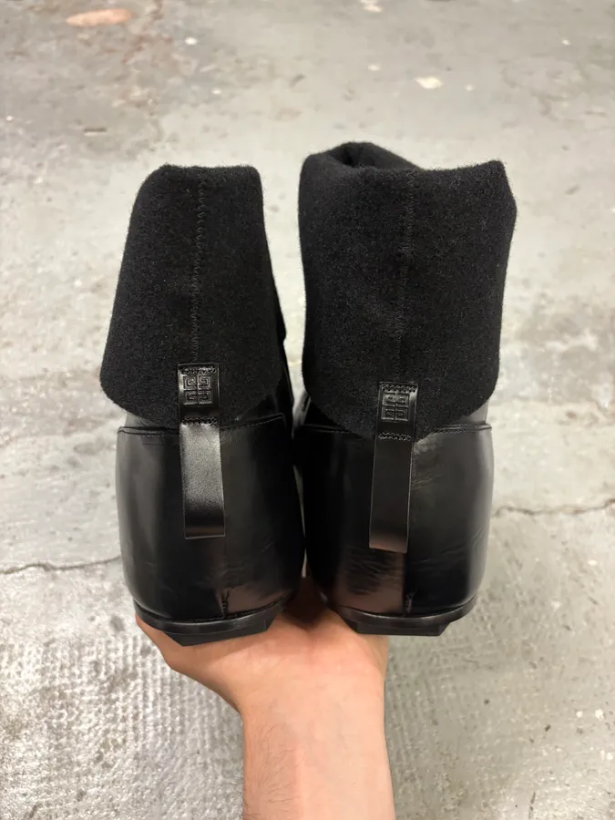 Givenchy (B).STROY Bunny Black Calf Leather Ankle Boots - Image 7