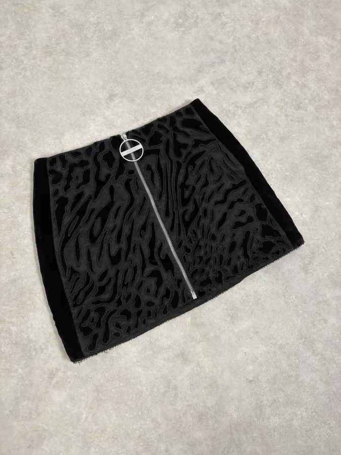Givenchy Black Lace Relief Leopard Effect Skirt - Image 5