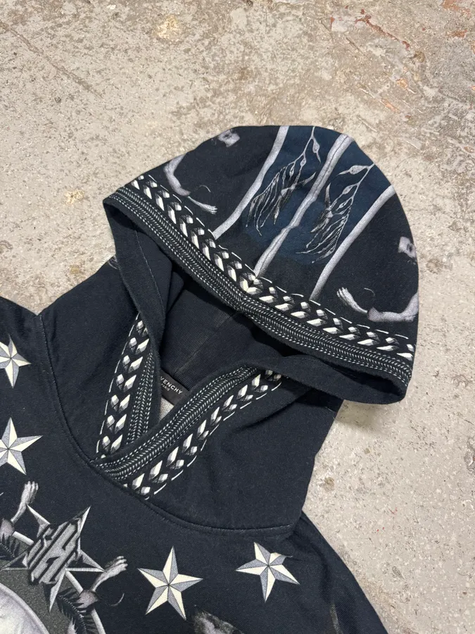 Givenchy Black Star Christ Hoodie by Riccardo Tisci - Image 4