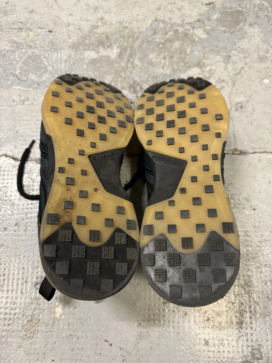 Givenchy Giv1 Runner Green & Brown Sneakers - Image 7