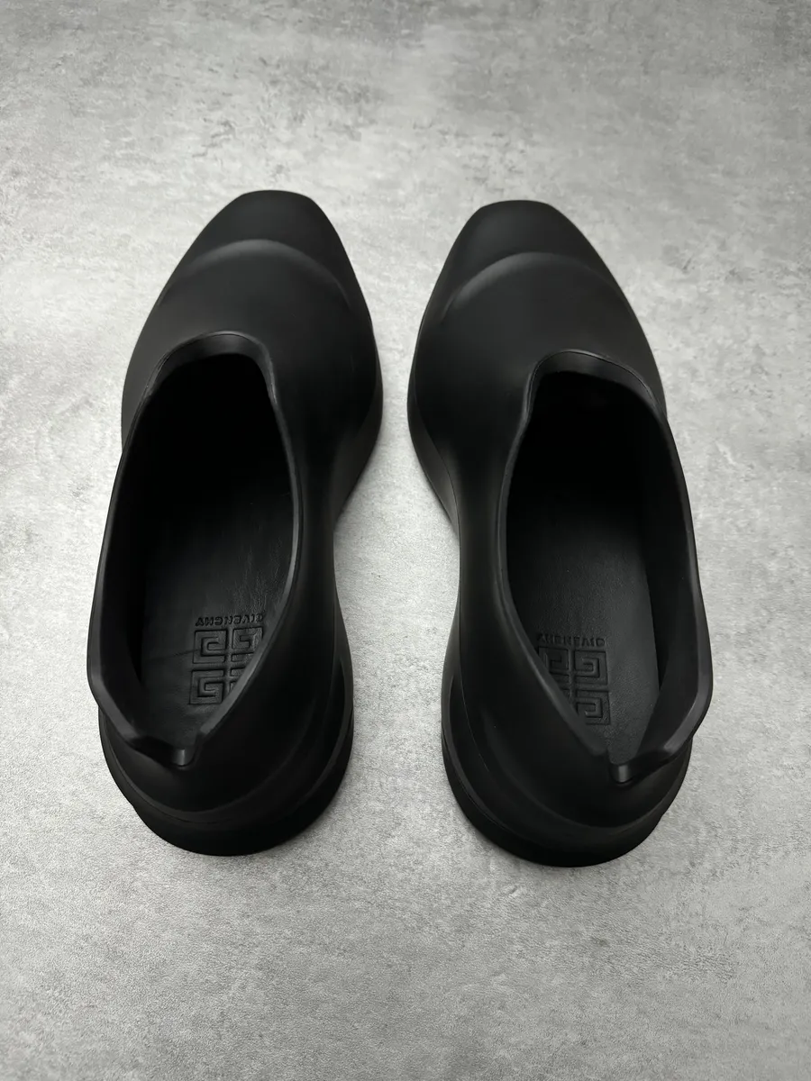 Givenchy Mallow Monumental Black Rubber Sneakers - Image 9