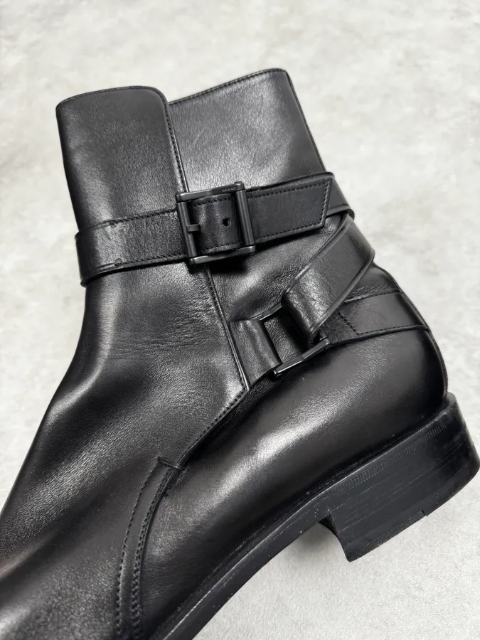 Gucci Black Buckle Leather Boots - Image 5