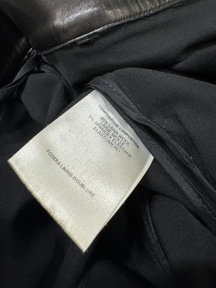 Gucci Black Italian Leather Waisted Elegant Skirt - Image 5