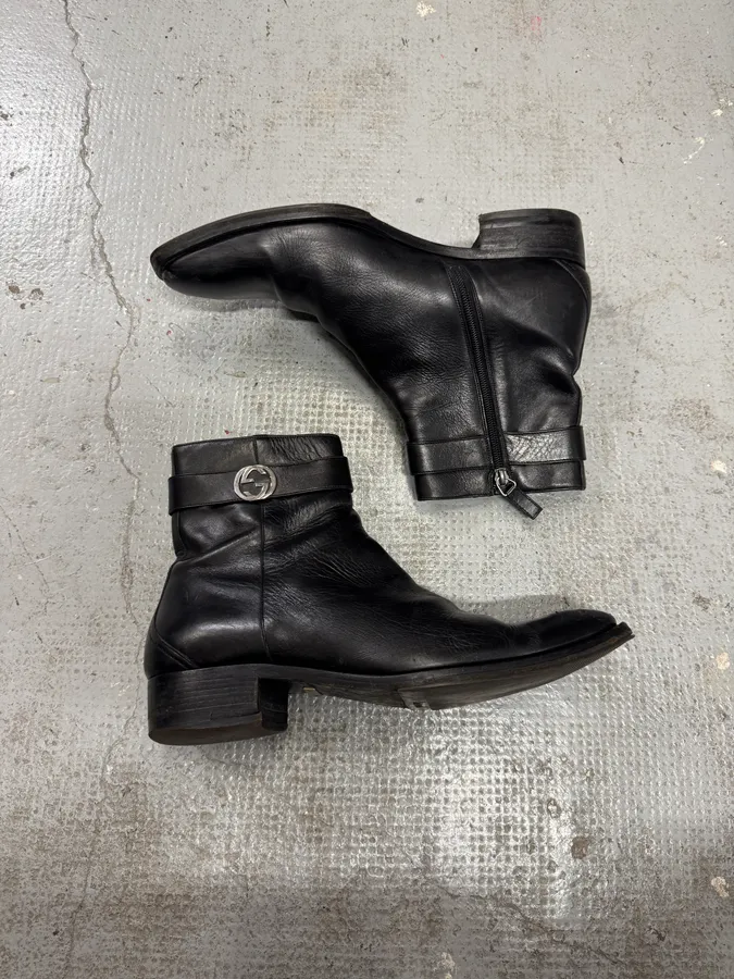 Gucci Black Leather Signature Ankle Boots - Image 2