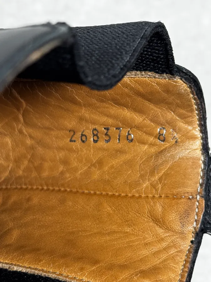 Gucci Black Minimalist Italian Leather Boots - Image 8