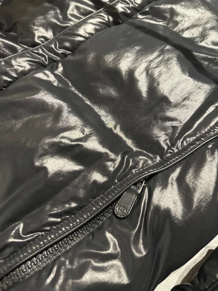 Gucci Black Patch Puffer Belted Jacket - Image 11