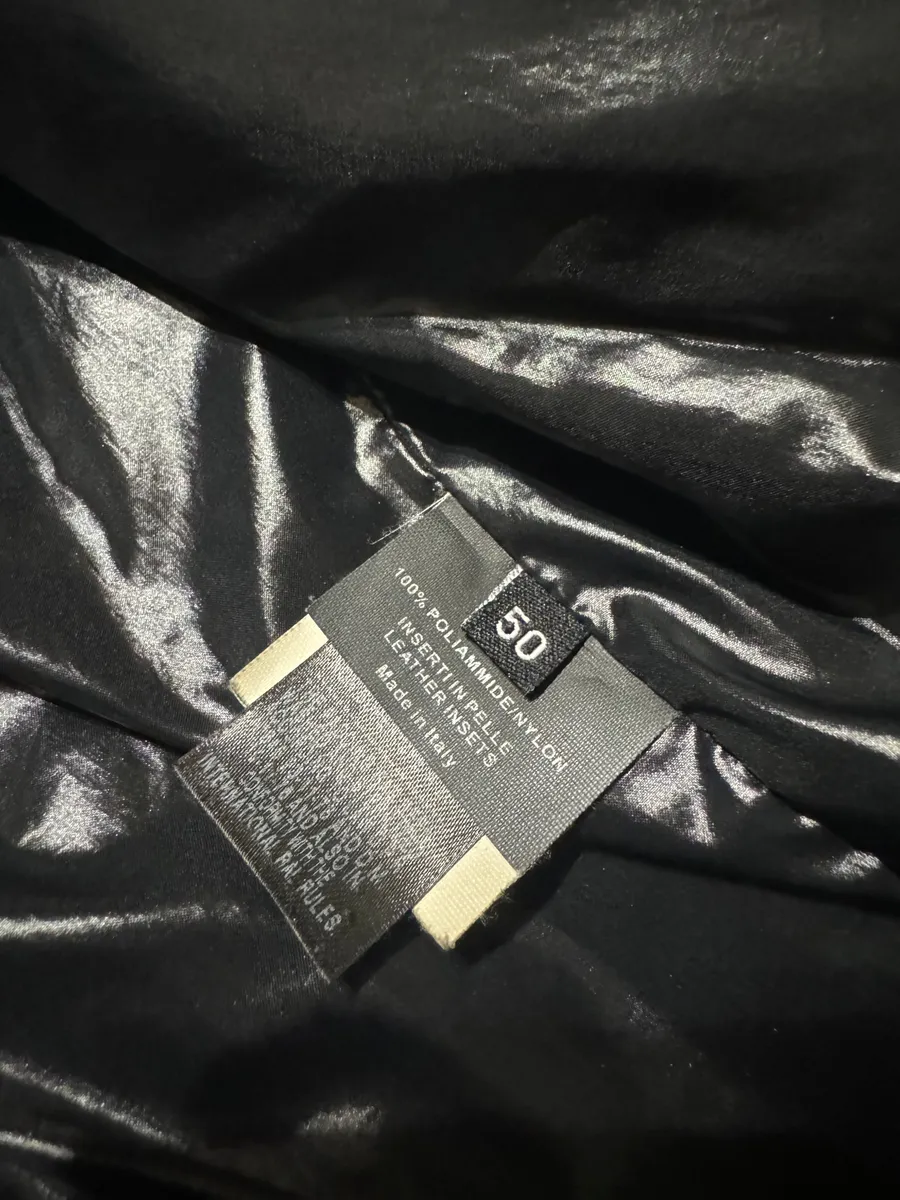 Gucci Black Patch Puffer Belted Jacket - Image 7
